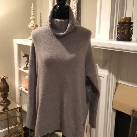 Stunning French Connection sweater - Picture 2 of 7